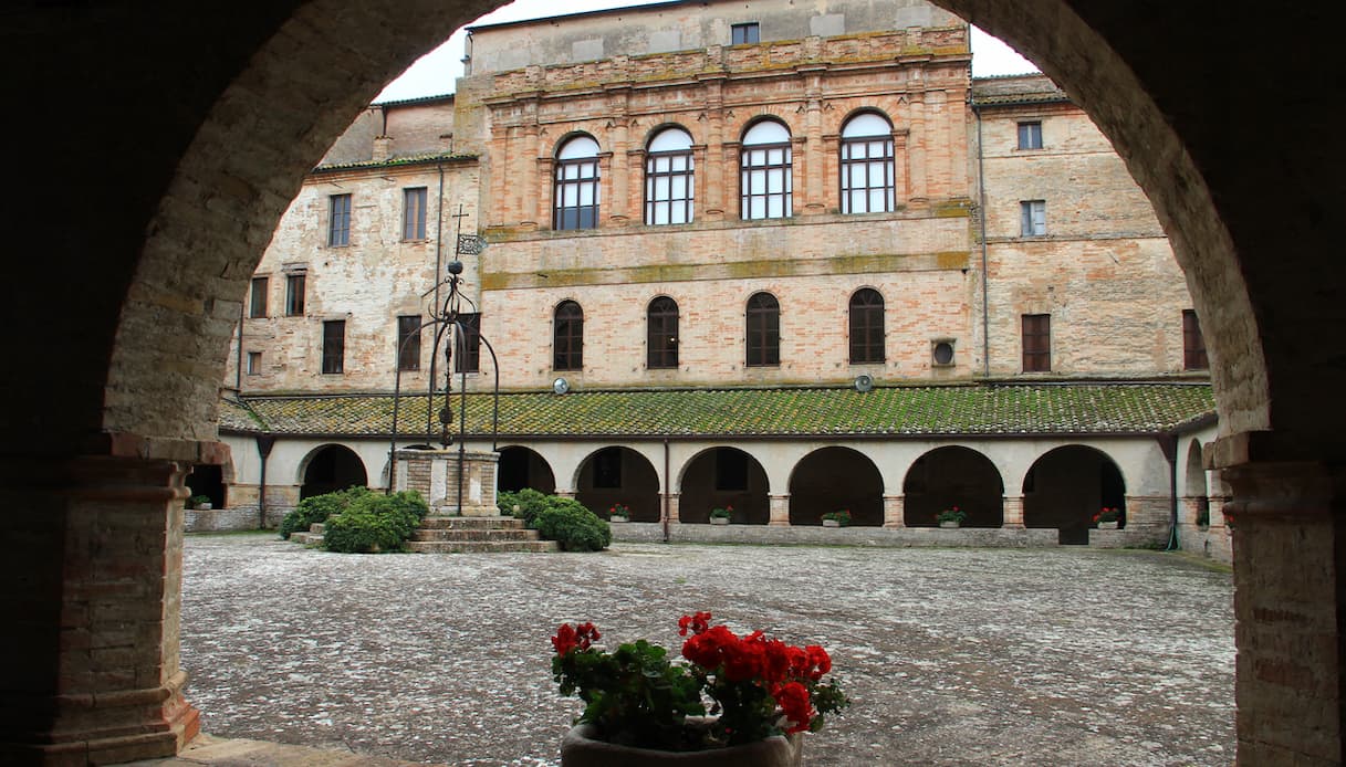 Abbazia di Chiaravalle di Fiastra
