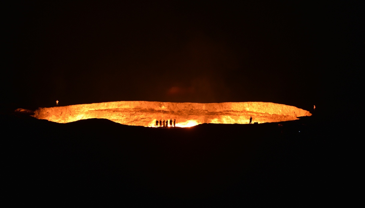 Darvaza Gas Crater, Turkmenistan