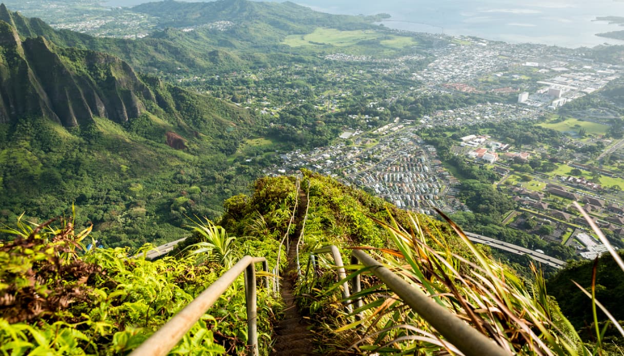 La pericolosa scala alle Hawaii, la Stairway to Heaven