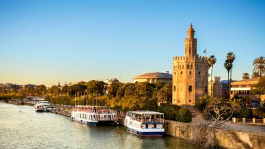 Viaggio sul fiume di Siviglia, navigando sul Guadalquivir