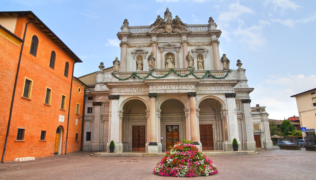 Il Santuario della Beata Vergine del Rosario a Fontanellato