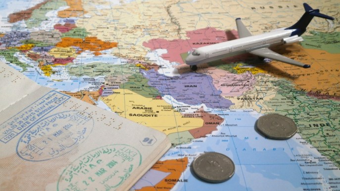 Come pagare a Dubai: prelevare dal bancomat o cambiare gli euro?