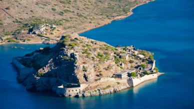 Spinalonga: a Creta l’isola fortezza abbandonata che affascina i viaggiatori