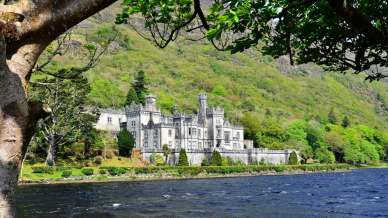 Kylemore Abbey: dove si trova e cosa vedere in quest’angolo di Irlanda