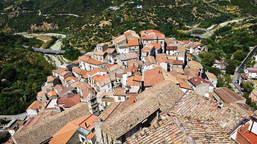 Valsinni, il Borgo della Basilicata dove vaga un fantasma