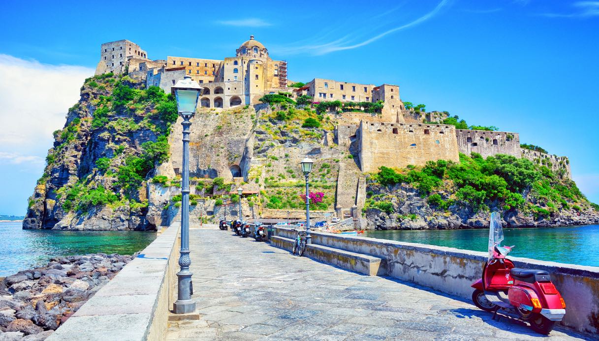Castello Aragonese, simbolo dell'isola d'Ischia