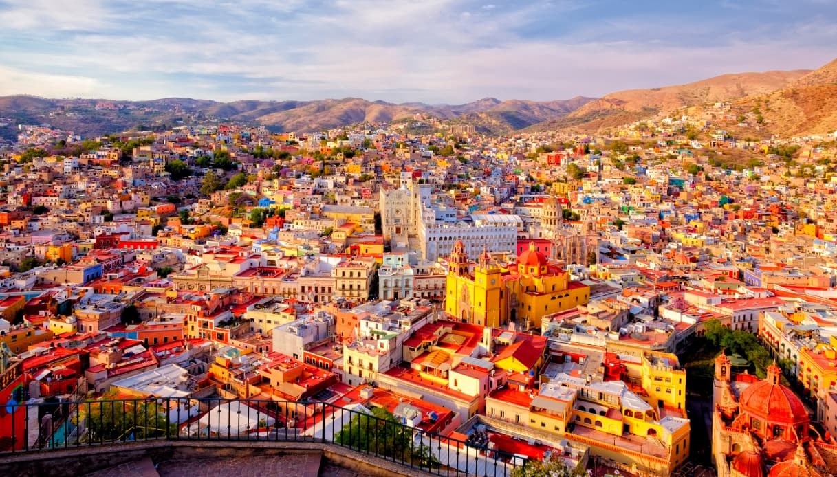La colorata e vivace Città del Messico