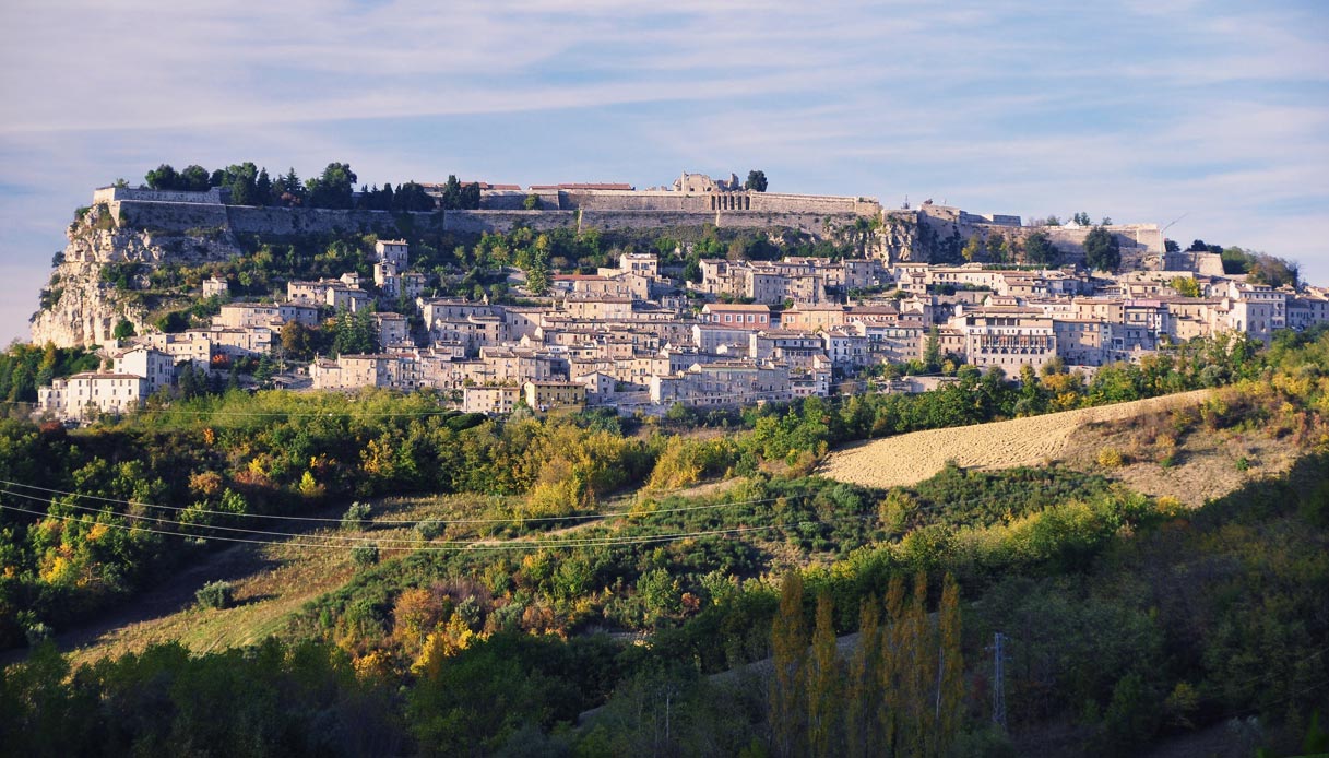 civitella-tronto-fortezza-borgo-abruzzo