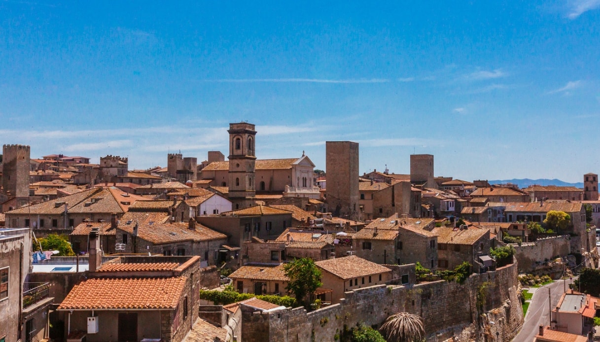 Tarquinia, la cittadina simbolo dell'era etrusca