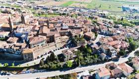 Monte San Savino, il borgo toscano con un (altro) borgo dentro