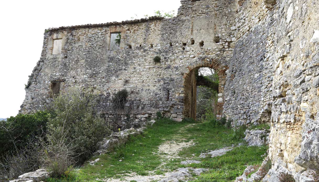 rocchettine-rieti-il-nome-della.rosa