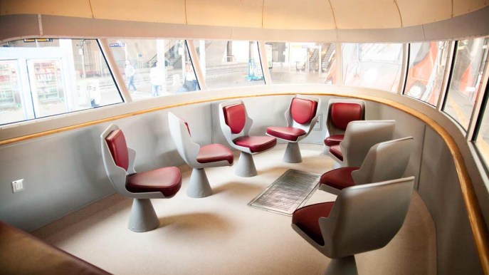 A bordo del treno vintage per un viaggio epico