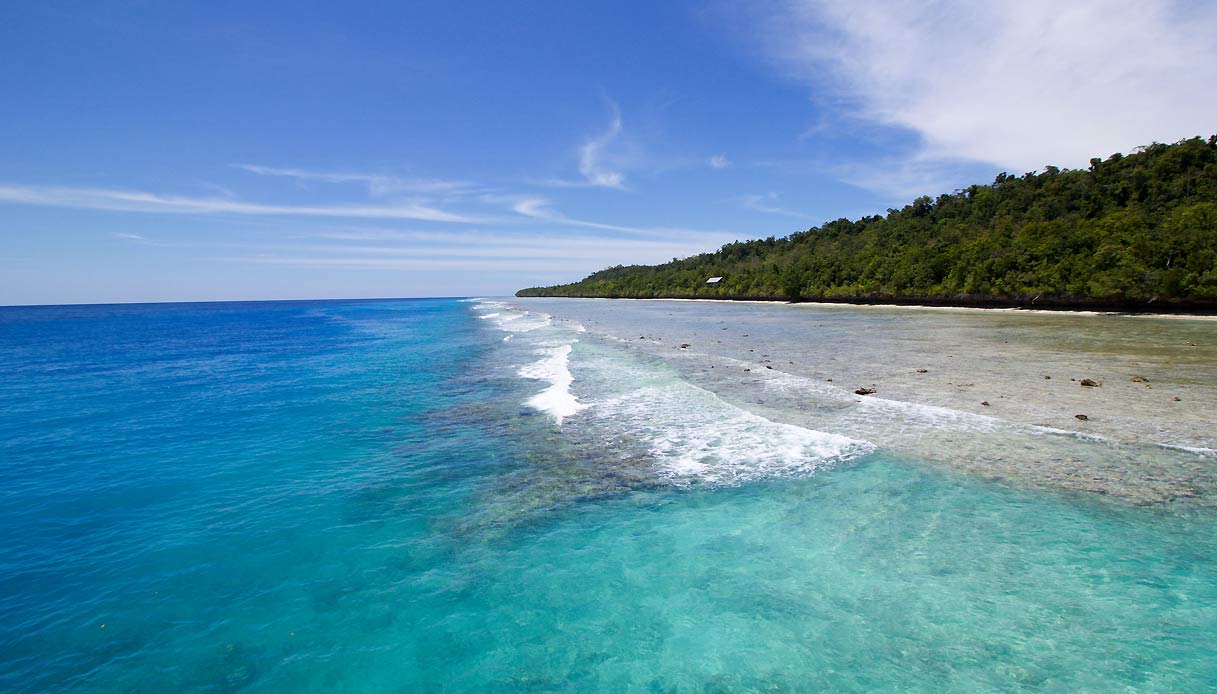 Derawan-isola-indonesia-spiaggia