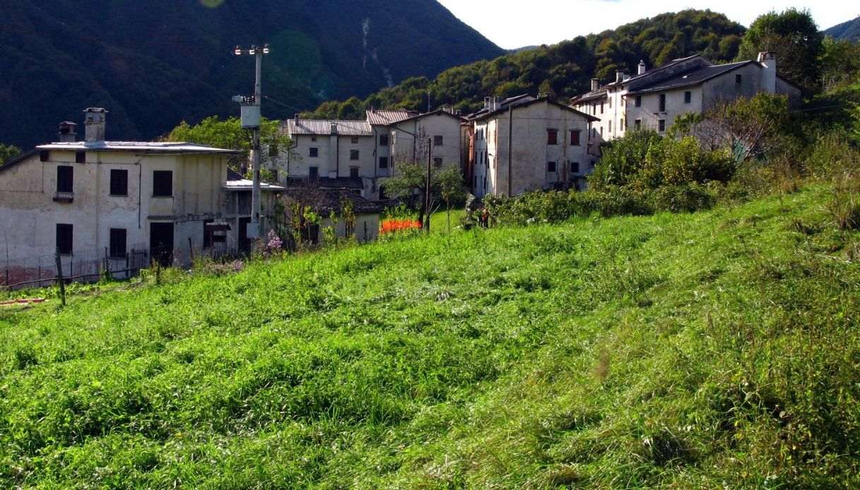 Il centro urbano di Stavoli di Moggio Udinese