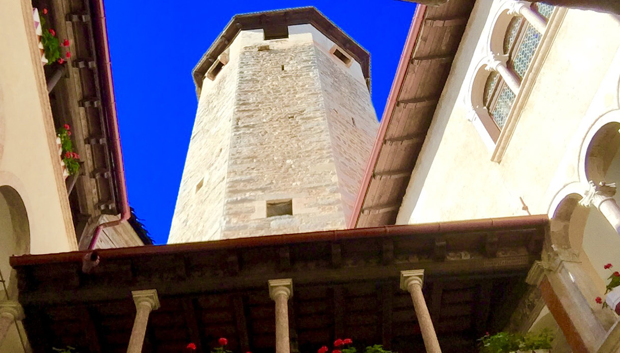 Interno di Castel Valer