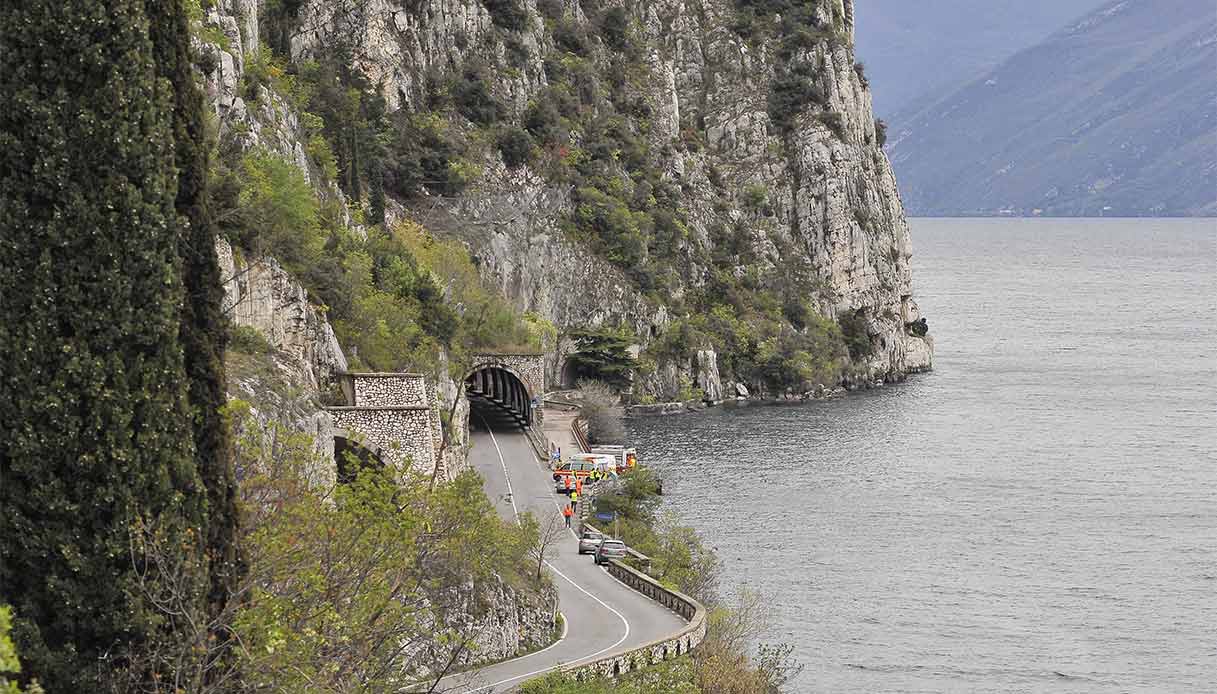 quantum-of-solace-strada-forra
