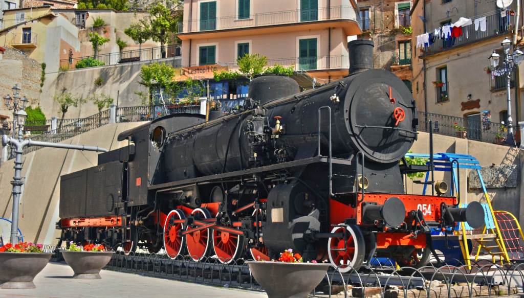 Locomotiva a Bova