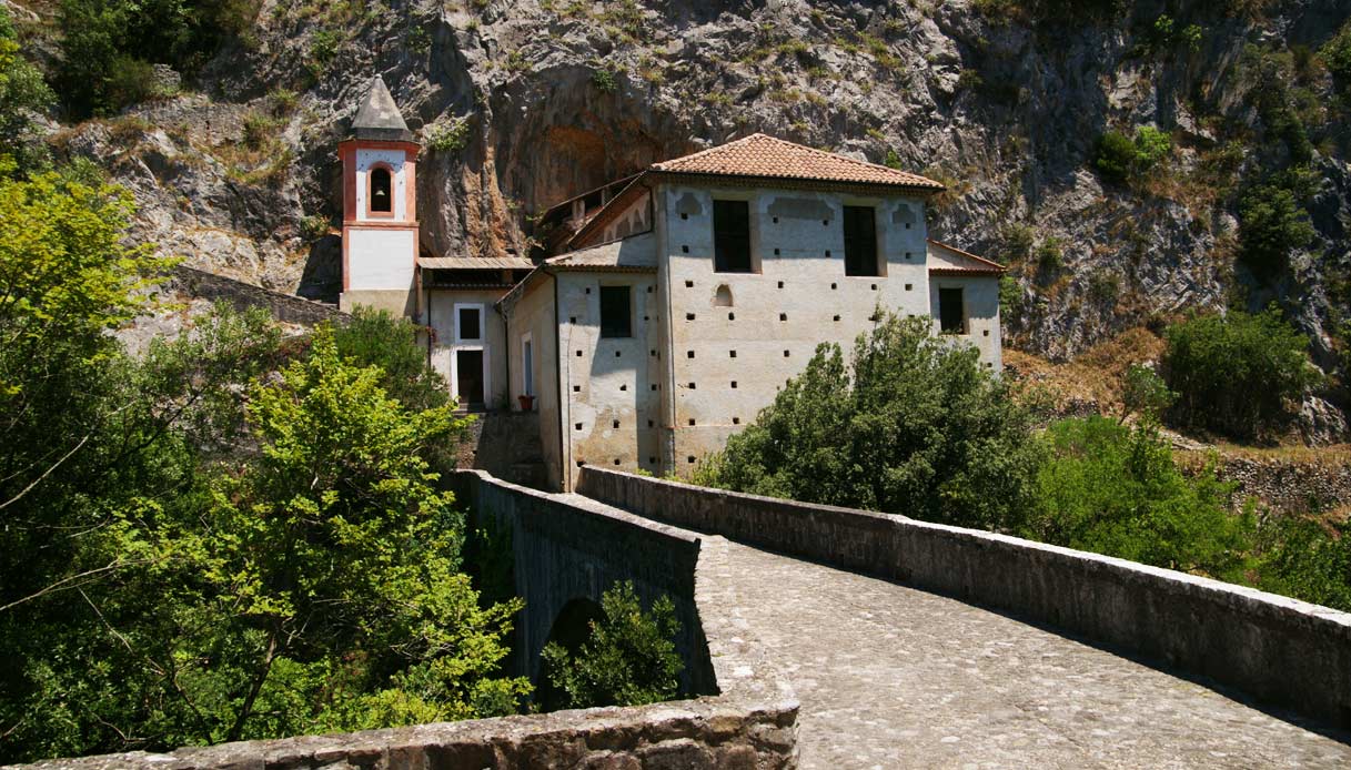 Papasidero-santuario-s-maria-costantinopoli