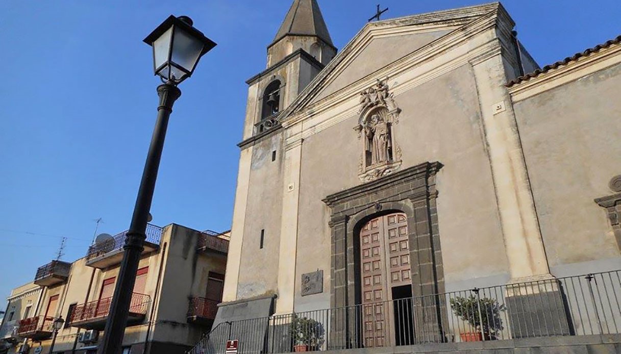 Belpasso chiesa