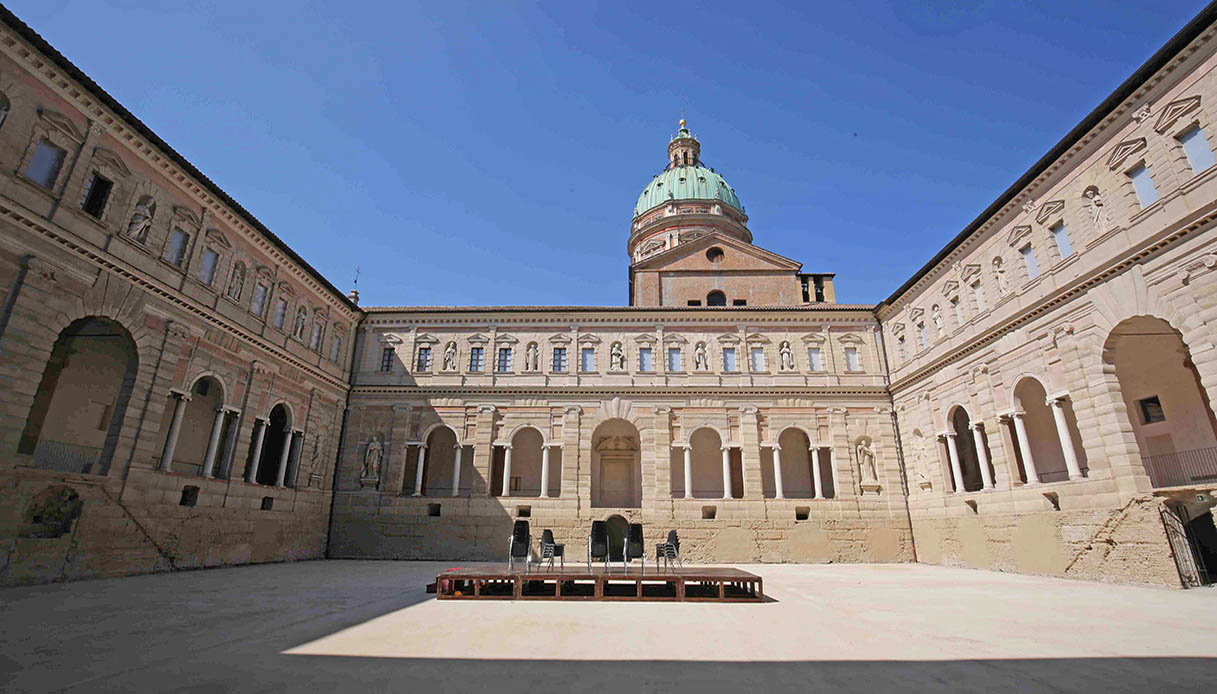 reggio emilia chiostri san pietro