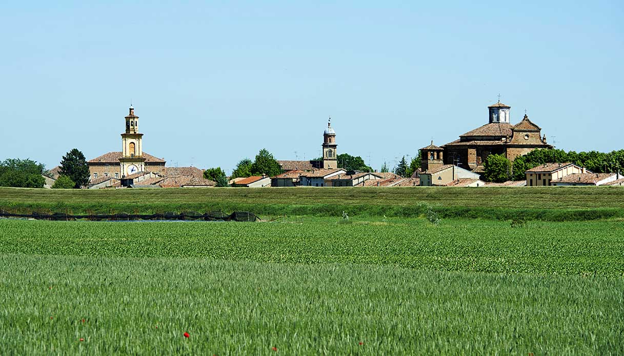gualtieri borgo ispirato ligabue