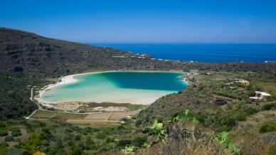 Lago Specchio di Venere e non solo, le terme libere di Pantelleria