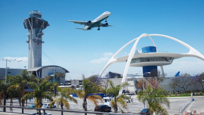 Viaggi in sicurezza: dall’aereo al parcheggio auto