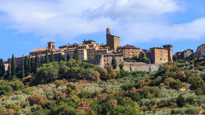 Panicale: il borgo umbro omaggiato dal “New York Times”