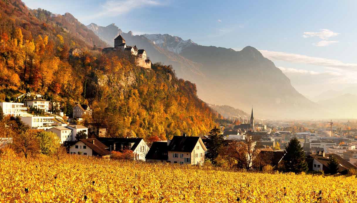 Castello_in_Vaduz_in_autunno