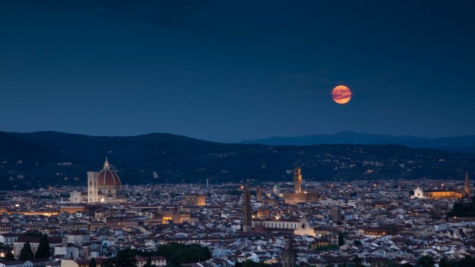 Abbiamo da anni una seconda Luna. L’avete mai vista?