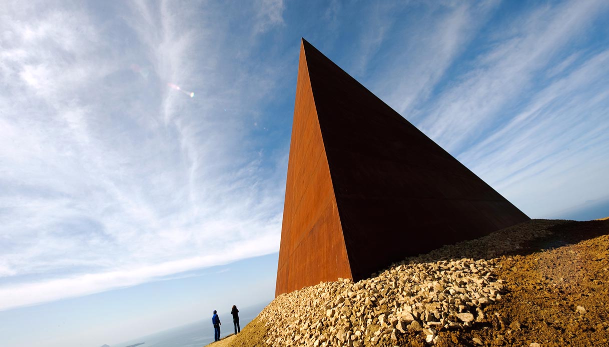 38º parallelo - Piramide