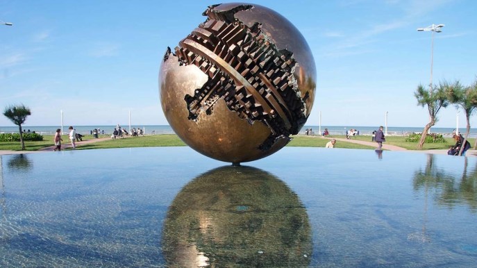 Pesaro: un museo a cielo aperto che omaggia la musica, l’arte e la natura
