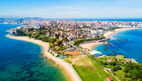 Le mete più belle dell’estate da raggiungere con i voli low cost