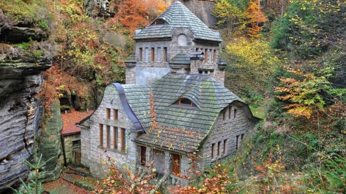 Il villaggio nascosto che sembra uscito da una fiaba