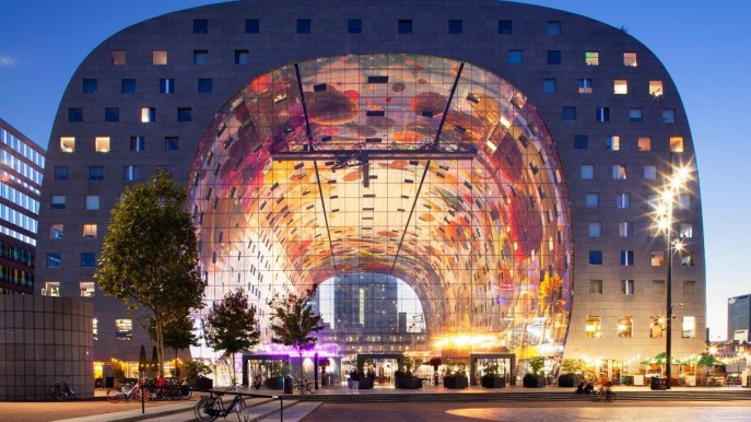 È la più grande opera d’arte visiva al mondo, e puoi attraversarla