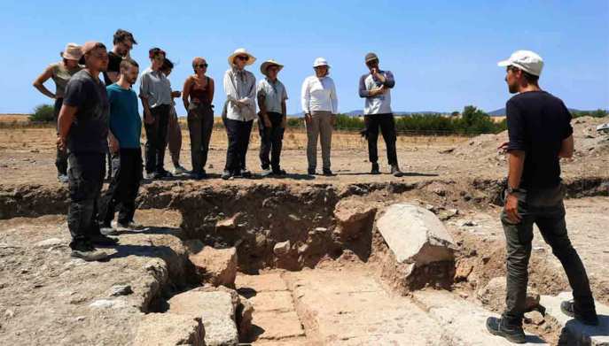 vulci-archeologi