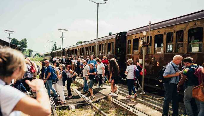 Treno-di-Dante-passeggeri