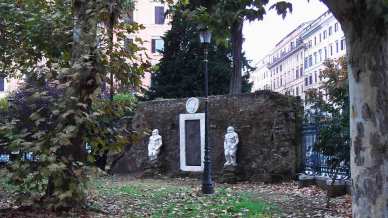 A Roma c’è una porta magica: dove si nasconde