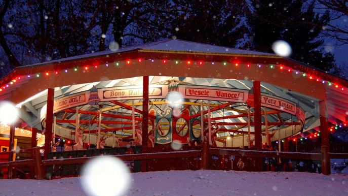 Se ti manca il Natale puoi riviverlo in questo villaggio ogni giorno e tutto l’anno