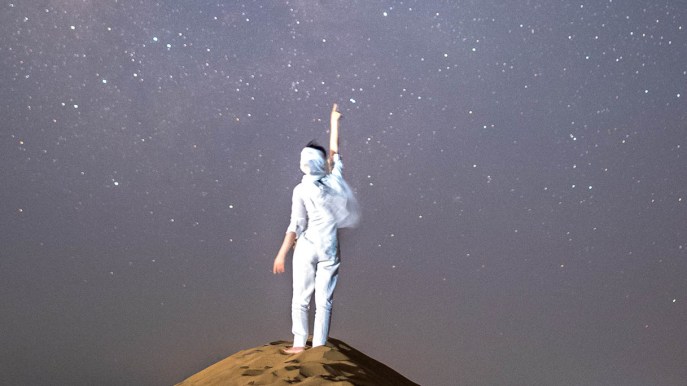 In questo hotel, immerso nel deserto, puoi dormire tra le stelle