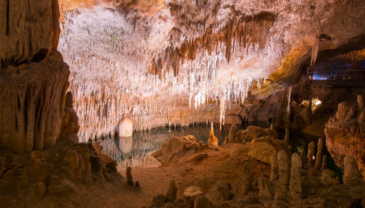 Cuevas del Drach