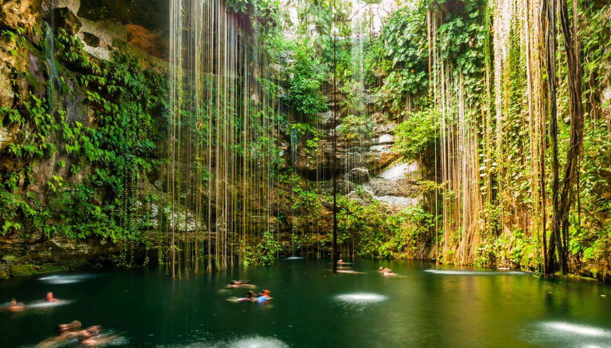 Cenote Ik Kil in Messico