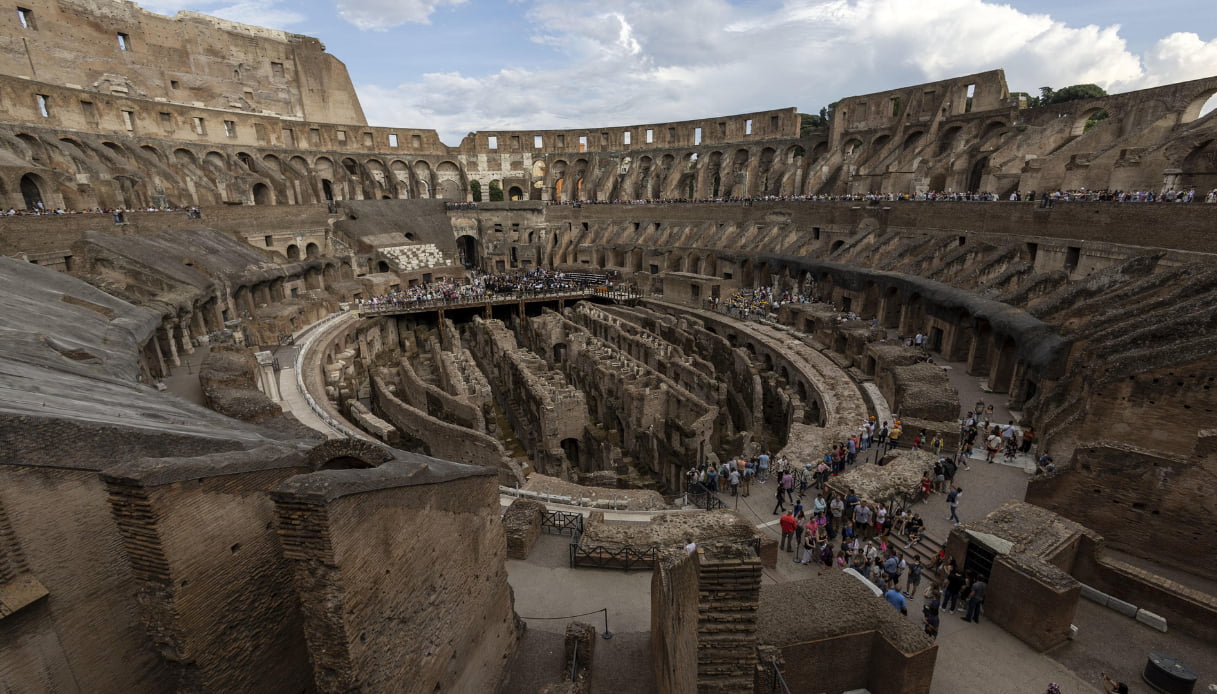 Colosseo, una visuale interna
