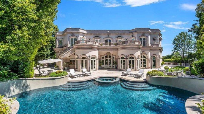 Questa estate puoi dormire nella villa di Mariah Carey