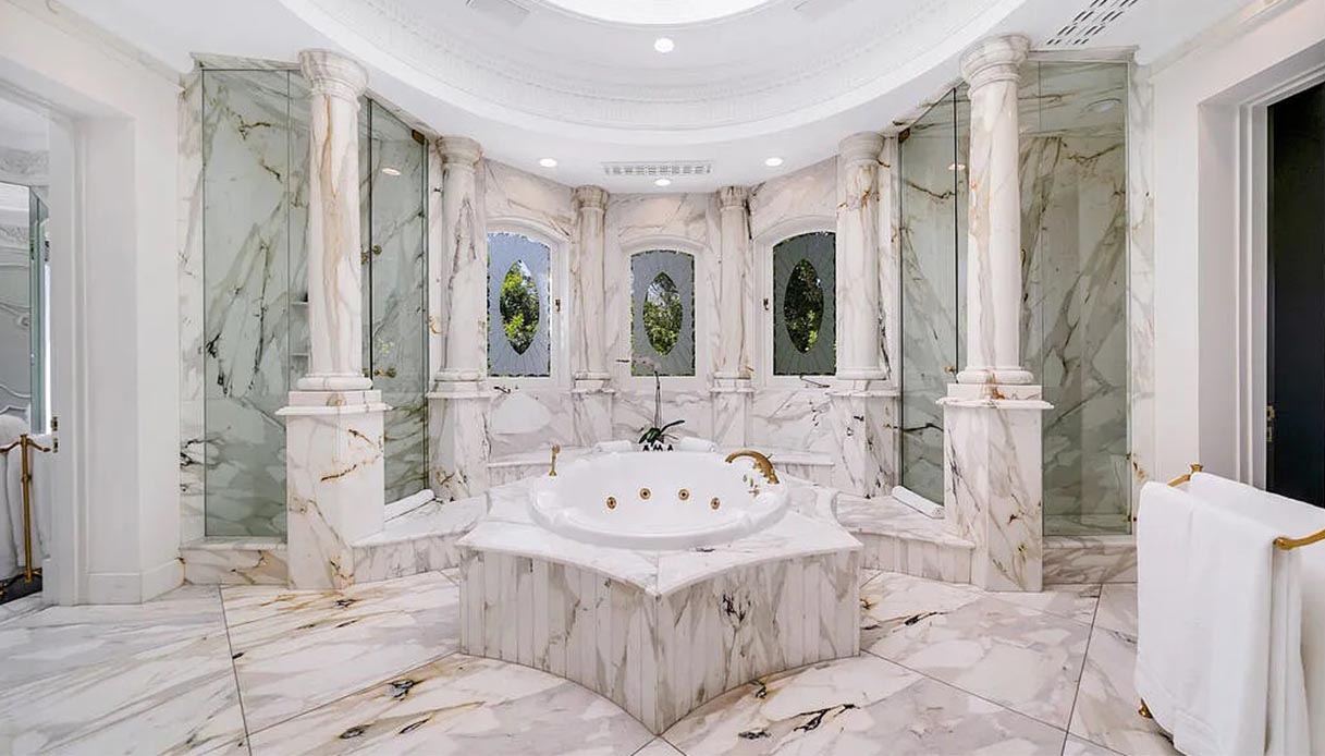 Gli interni della Beverly Hills Escape