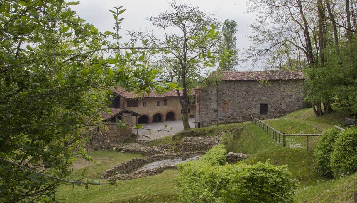 Monastero di Torba, Bene FAI
