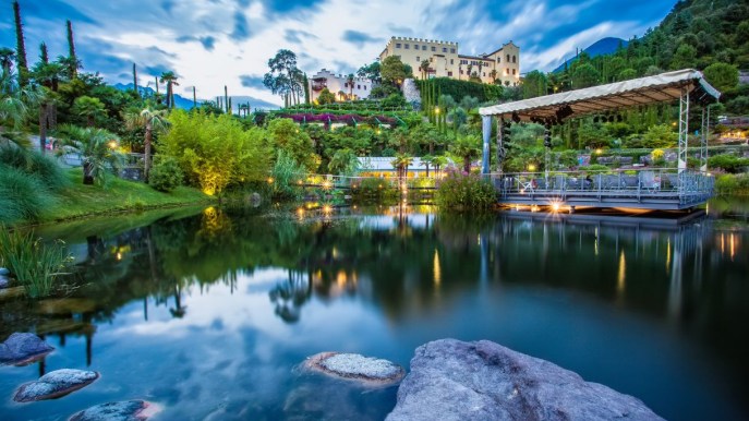 Mare di fiori e spiagge di palme: viaggio intorno al mondo restando in Italia