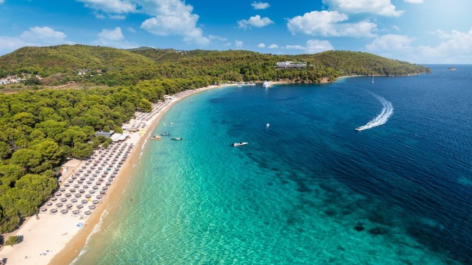 Koukounaries Beach, tra le più belle di Skiathos