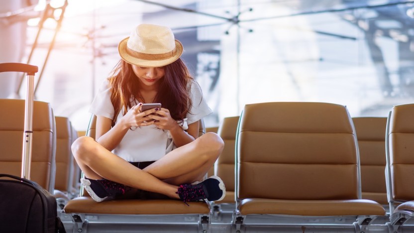 Quanto costa usare il telefono all’estero? Le novità del 2024