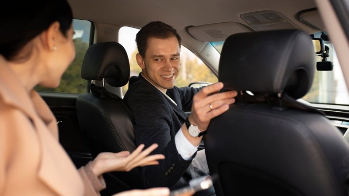 Viaggia con facilità: prenota i tuoi spostamenti con BookMe-Cab